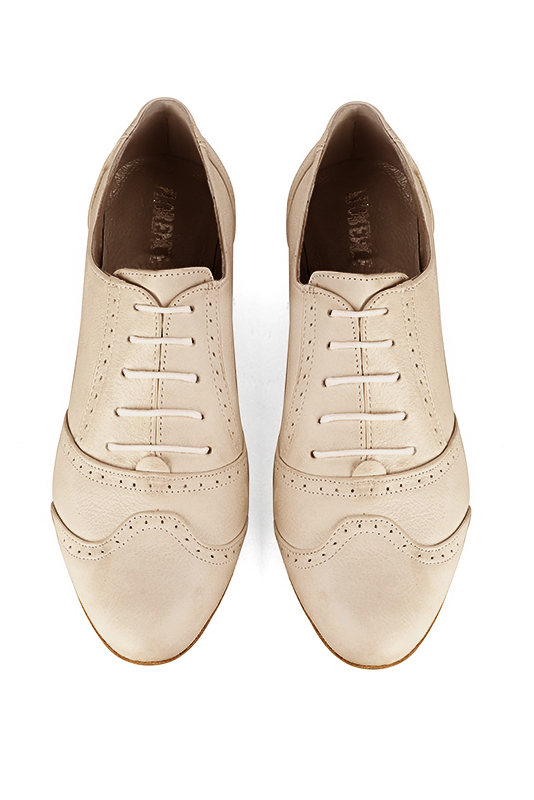 Champagne white women's fashion lace-up shoes. Round toe. Flat leather soles. Top view - Florence KOOIJMAN